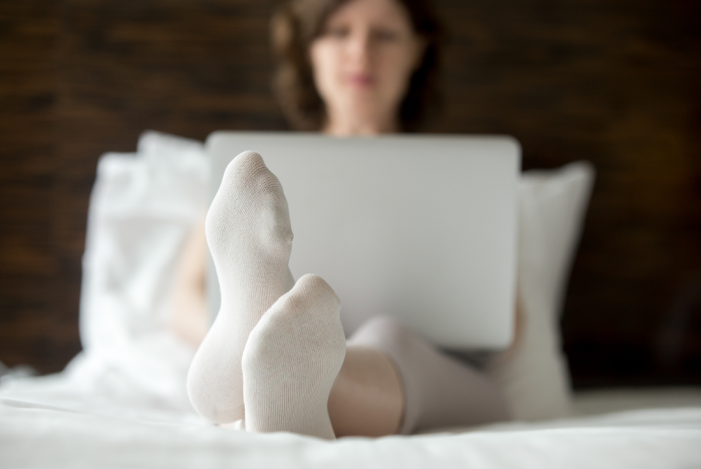 белые носки.png белые носки.png