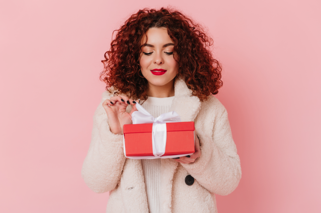 подарок на 8 марта.png подаоок на 8 марта.png